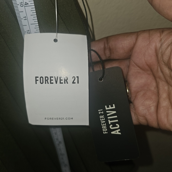 Olive Green Pleated Skirt - Picture 11 of 12